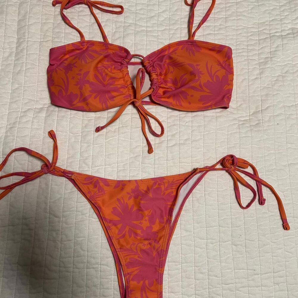 🌺 New Orange & Pink Floral Bikini Set - Size M 🌺